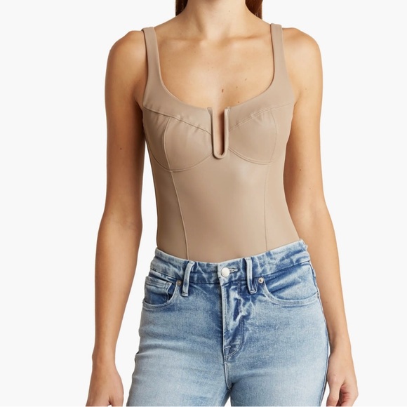 NWT Good American U-Neck Corset Faux Leather Taupe Bodysuit Sz 3/Large - Picture 1 of 12